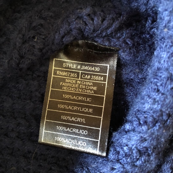 Textured Navy Sweater - Picture 5 of 5